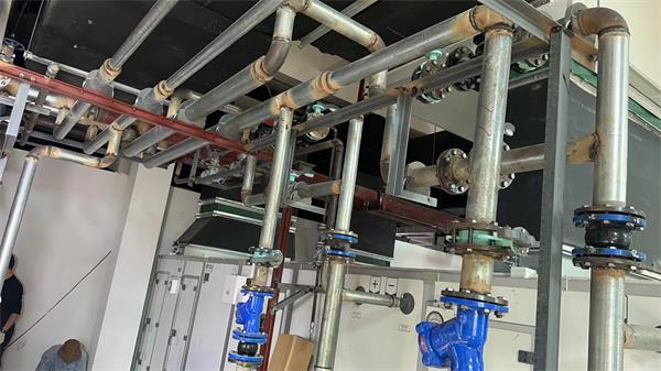 商用工廠的中央空調(diào)安裝定制方案